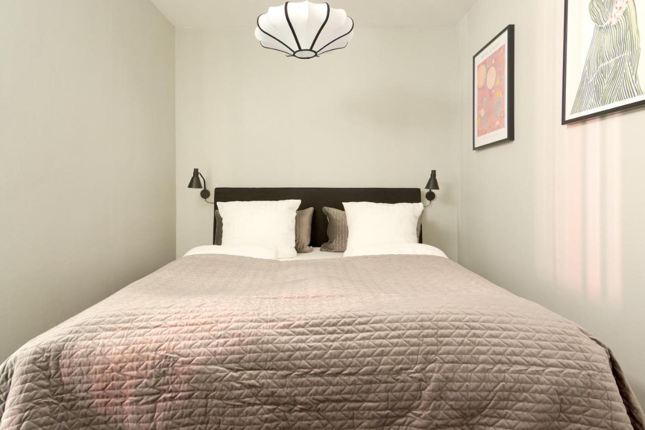Stylish Ground Floor Perfect For Couples Apartment *